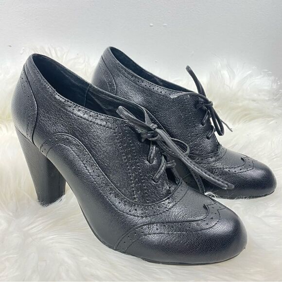 Jeffrey Campbell | Oxford heel bootie 37 (7 US) front lace up,black 3 1/… - Picture 1 of 8